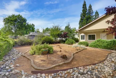Exterior - 11065 Ringtail Rd, Penn Valley, CA 95946 photo 12 of 23
