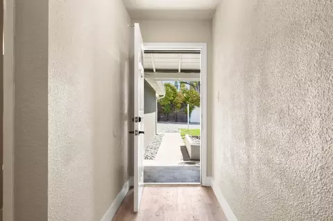 Entry Way - 5513 Sapunor Way, Carmichael, CA 95608 photo 2 of 3
