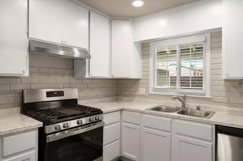 Kitchen - 5513 Sapunor Way, Carmichael, CA 95608 photo 3 of 3
