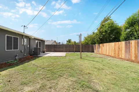 Exterior - 5513 Sapunor Way, Carmichael, CA 95608 photo 7 of 9
