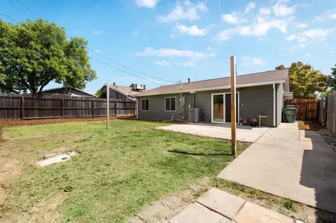 Exterior - 5513 Sapunor Way, Carmichael, CA 95608 photo 4 of 9