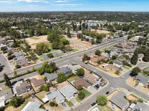 View/Area - 5513 Sapunor Way, Carmichael, CA 95608 photo 5 of 7