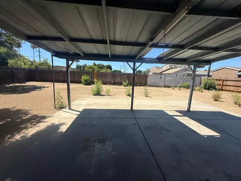 Exterior - 656 Pine St, Manteca, CA 95336 photo 11 of 11