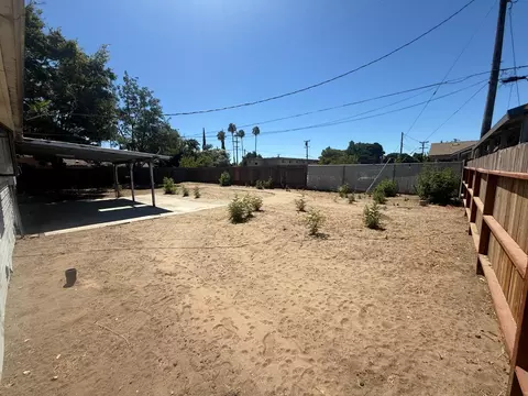 Exterior - 656 Pine St, Manteca, CA 95336 photo 9 of 11