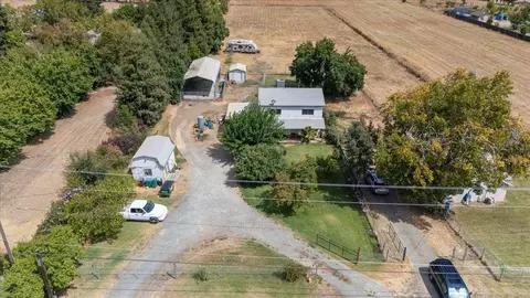 View/Area - 3203 E Collier Rd, Acampo, CA 95220 photo 2 of 9