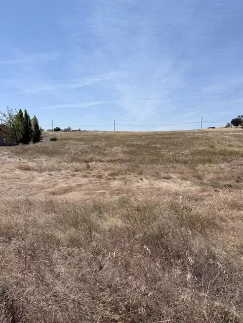 9777 Rastro Way, La Grange, CA 95329