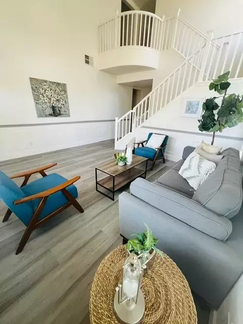 Living - 1785 Thelma Loop, Tracy, CA 95377 photo 2 of 6