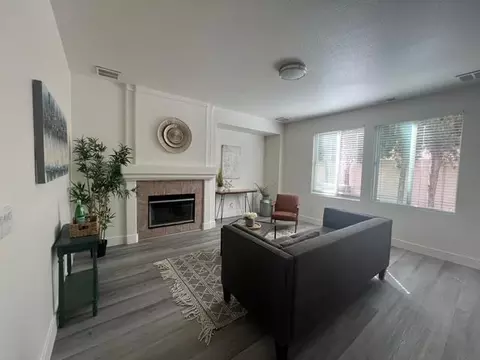 Living - 1785 Thelma Loop, Tracy, CA 95377 photo 3 of 6