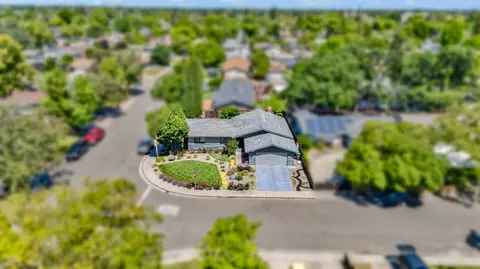 View/Area - 2727 Buttonwillow Ave, Stockton, CA 95207 photo 4 of 9