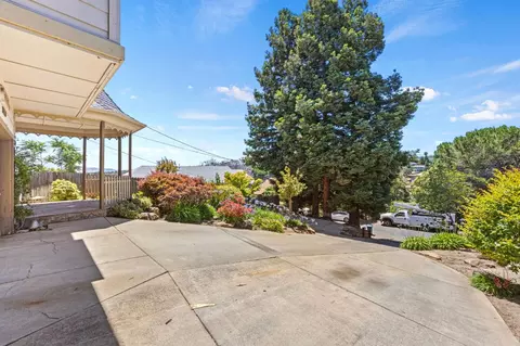 Exterior - 2295 S Crest Ave, Martinez, CA 94553 photo 8 of 14
