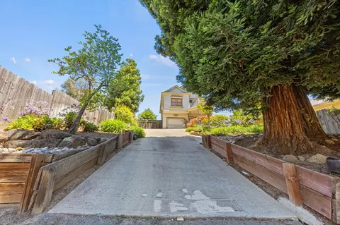 Exterior - 2295 S Crest Ave, Martinez, CA 94553 photo 5 of 14