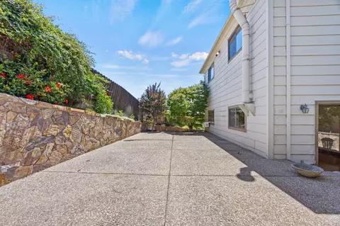 Exterior - 2295 S Crest Ave, Martinez, CA 94553 photo 14 of 14