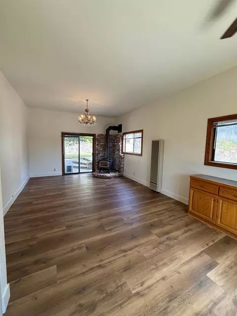 Living - 2295 S Crest Ave, Martinez, CA 94553 photo 4 of 5