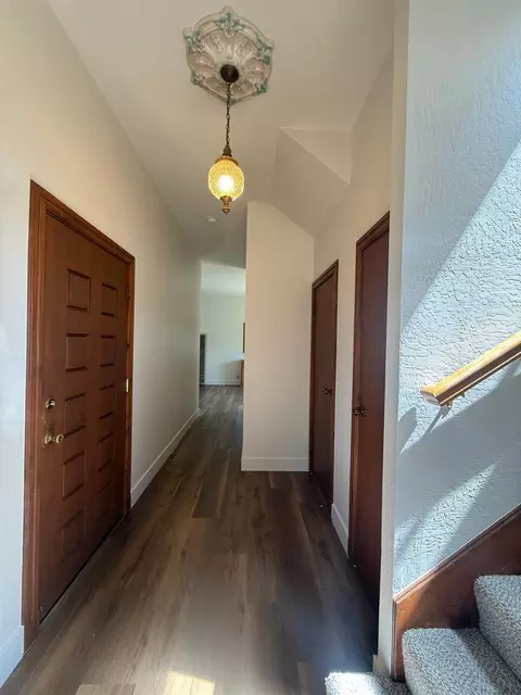 Entry Way - 2295 S Crest Ave, Martinez, CA 94553 photo 2 of 2