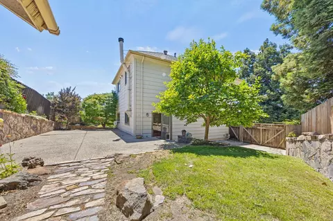 Exterior - 2295 S Crest Ave, Martinez, CA 94553 photo 13 of 14