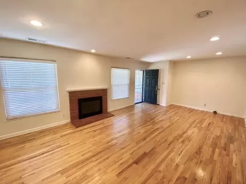 Living - 1539 Ardmore Ave, Modesto, CA 95350 photo 1 of 3