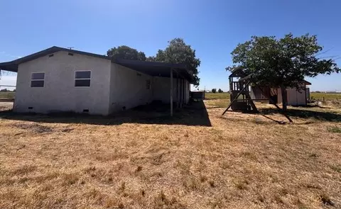Exterior - 2133 Mccullagh Rd, Stevinson, CA 95374 photo 5 of 5