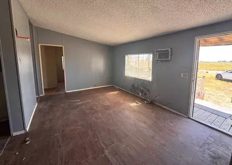 Living - 2133 Mccullagh Rd, Stevinson, CA 95374 photo 4 of 4