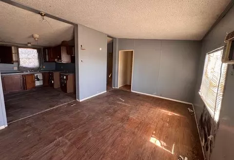 Living - 2133 Mccullagh Rd, Stevinson, CA 95374 photo 3 of 4