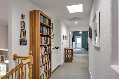 Entry Way - 7034 Ara Ln, Carmichael, CA 95608 photo 3 of 5
