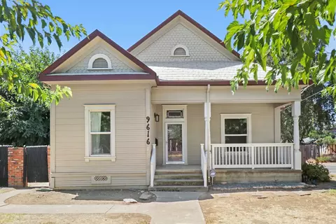 9616 Walnut Ave, Elk Grove, CA 95624