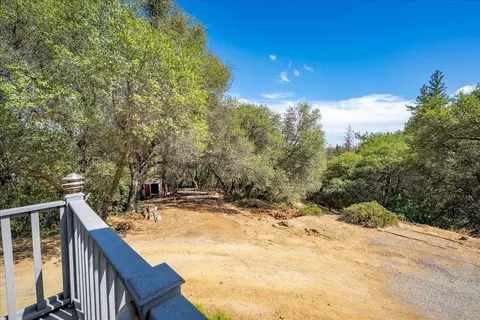 Exterior - 4751 Meadowview Acres Rd, Cool, CA 95614 photo 4 of 14