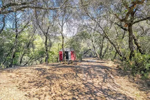 Exterior - 4751 Meadowview Acres Rd, Cool, CA 95614 photo 10 of 14