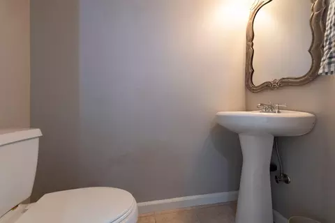 Bath - 90 Westview Dr, Jackson, CA 95642 photo 1 of 5