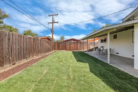 Exterior - 1411 Chester Dr, Tracy, CA 95376 photo 8 of 9