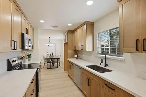 Kitchen - 1411 Chester Dr, Tracy, CA 95376 photo 3 of 4