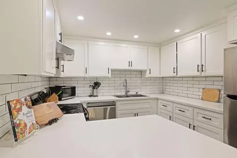 Kitchen - 1313 Jarrell Ct, Modesto, CA 95355 photo 2 of 4