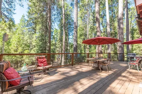 28454 Rolling Hills Rd, Pioneer, CA 95666