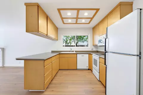 Kitchen - 2814 Belhaven Pl, Davis, CA 95618 photo 1 of 3