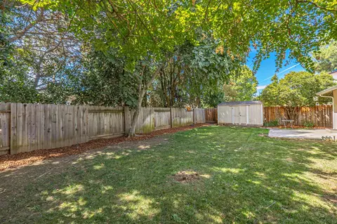 Exterior - 2814 Belhaven Pl, Davis, CA 95618 photo 3 of 5