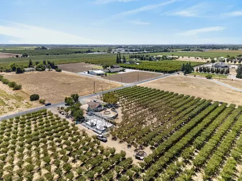 View/Area - 6909 E Haight Rd, Lodi, CA 95240 photo 6 of 9
