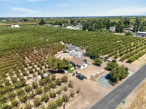 View/Area - 6909 E Haight Rd, Lodi, CA 95240 photo 2 of 9
