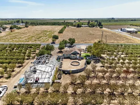 View/Area - 6909 E Haight Rd, Lodi, CA 95240 photo 7 of 9