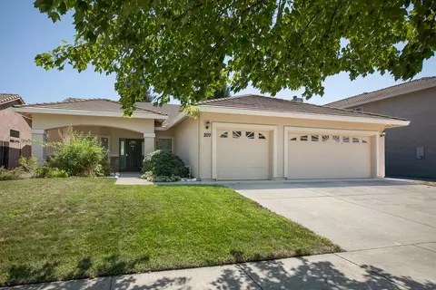 1829 Blevin Rd, Yuba City, CA 95993