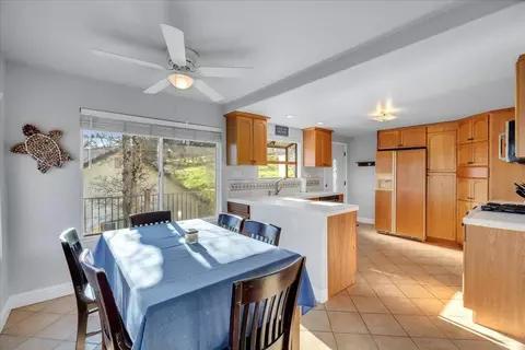 Dining - 4620 Bayview Dr, Copperopolis, CA 95228 photo 4 of 5