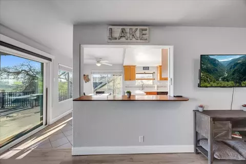 Kitchen - 4620 Bayview Dr, Copperopolis, CA 95228 photo 6 of 7