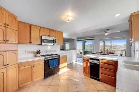 Kitchen - 4620 Bayview Dr, Copperopolis, CA 95228 photo 1 of 7