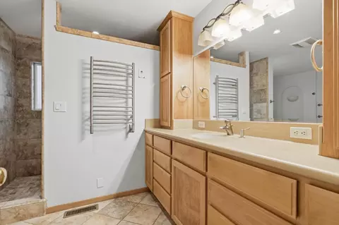 Bath - 4836 Freshwater Rd, Williams, CA 95987 photo 2 of 9