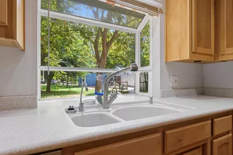 Kitchen - 4836 Freshwater Rd, Williams, CA 95987 photo 3 of 5