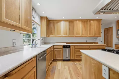 Kitchen - 4836 Freshwater Rd, Williams, CA 95987 photo 4 of 5