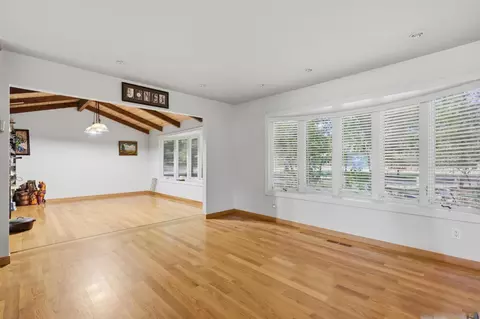 Living - 4836 Freshwater Rd, Williams, CA 95987 photo 3 of 7