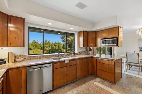 Kitchen - 4373 Broadway, Live Oak, CA 95953 photo 4 of 6