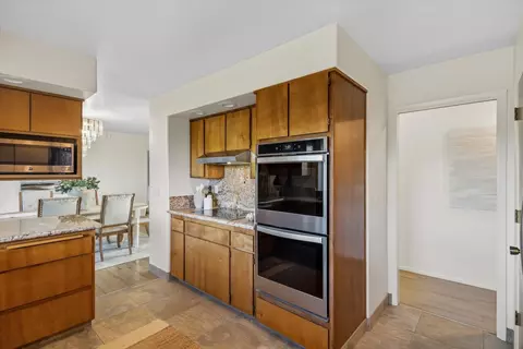 Kitchen - 4373 Broadway, Live Oak, CA 95953 photo 2 of 6