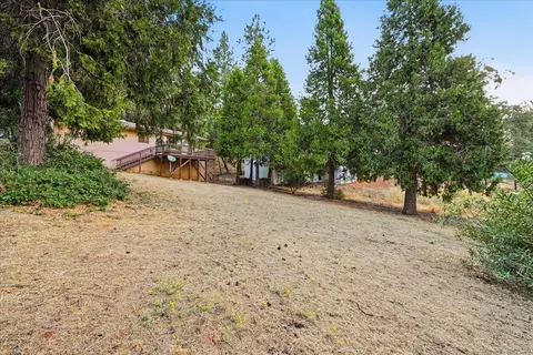 Exterior - 11261 Edward Dr, Grass Valley, CA 95949 photo 7 of 10