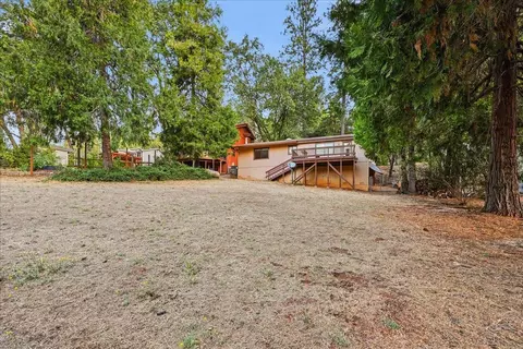 Exterior - 11261 Edward Dr, Grass Valley, CA 95949 photo 8 of 10