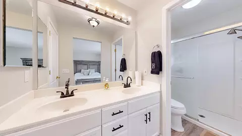 Bath - 4203 Motif Ct, Turlock, CA 95382 photo 4 of 4